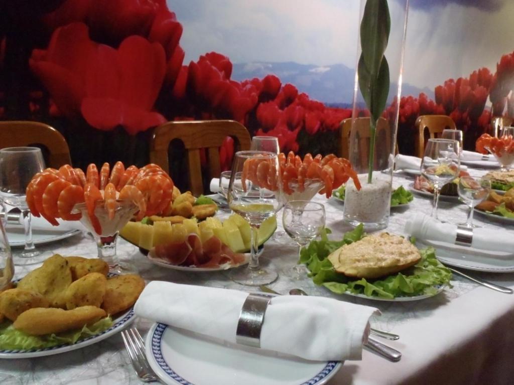 Hotel Tulipa Браганса Экстерьер фото